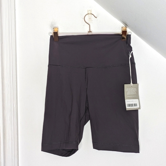 EVERLANE Women's The Perform High Rise Bike Short Ink Gray NEW Size S - Picture 1 of 6